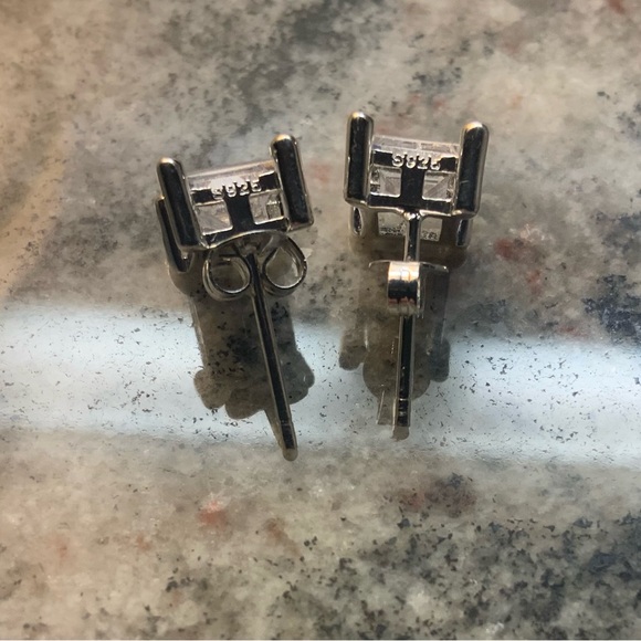 ♥️Brand new, emerald cut Moissanite Chic pierced 923 sterling Earrings. - Picture 5 of 5